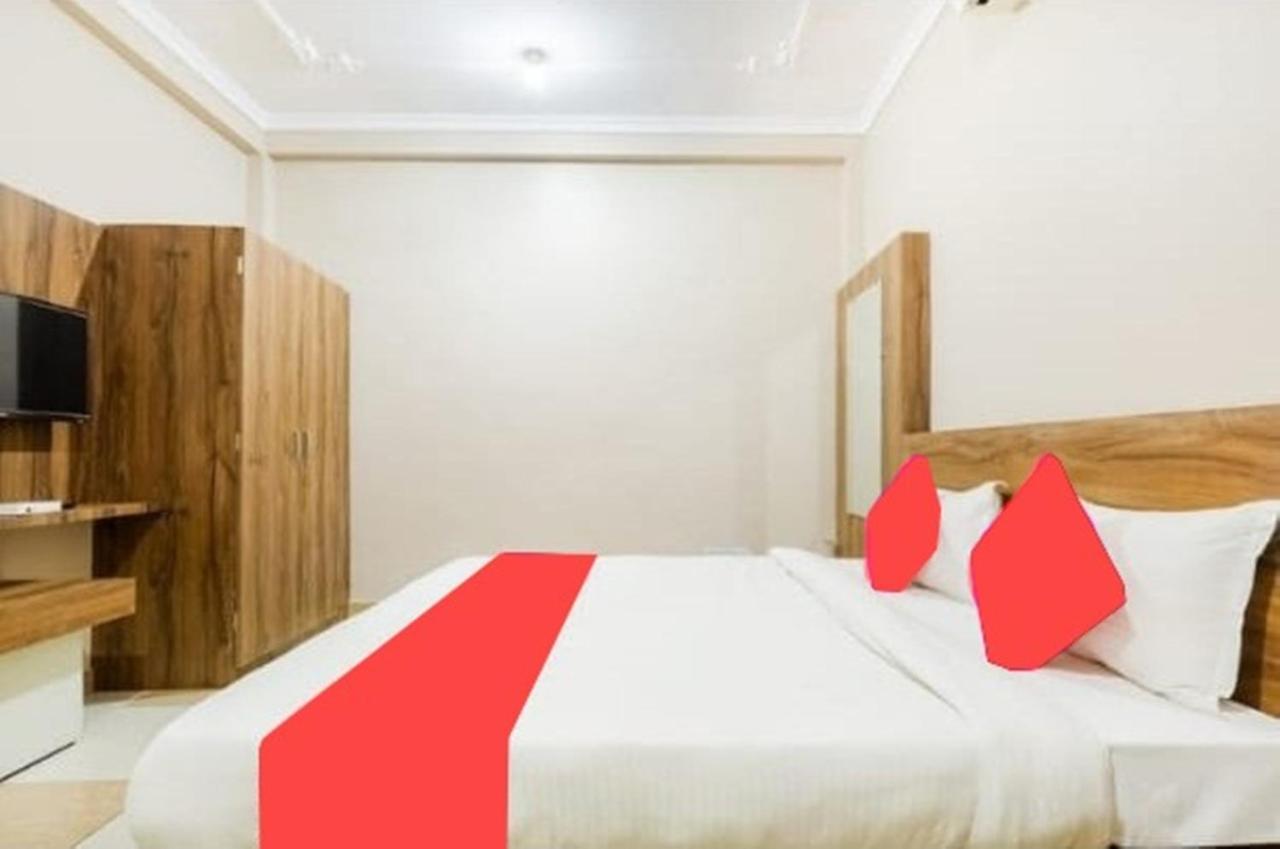 Hotel Grand Stay Бопал Екстериор снимка